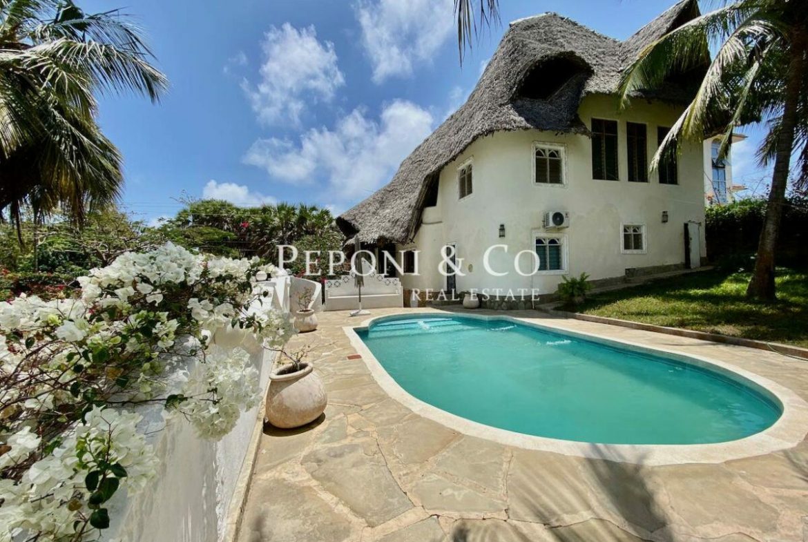 Villa in Diani for sale