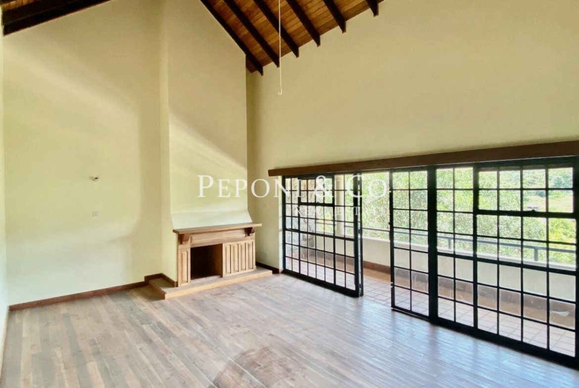 Spacious Homes in Tranquil Setting