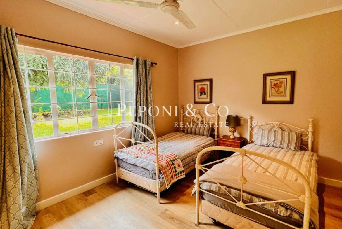 Serviced cottage for short term lease