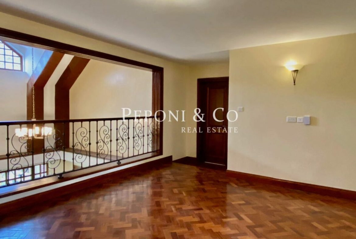 7 bedroom home off Pepo Lane
