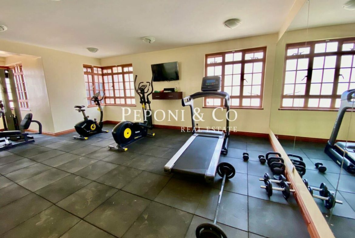 7 bedroom home off Pepo Lane