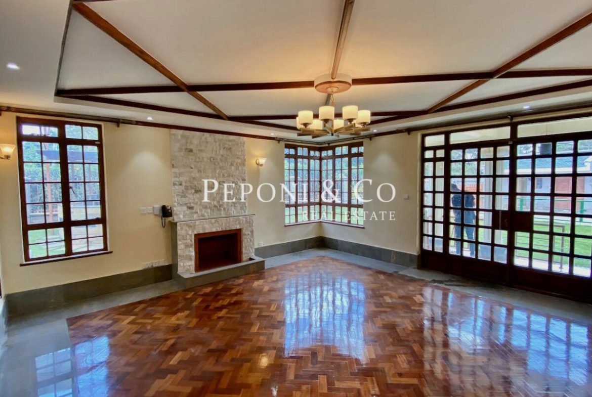 7 bedroom home off Pepo Lane