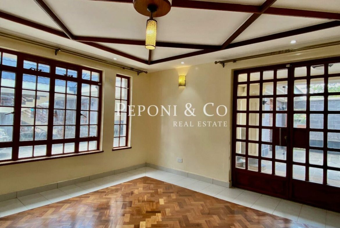 7 bedroom home off Pepo Lane