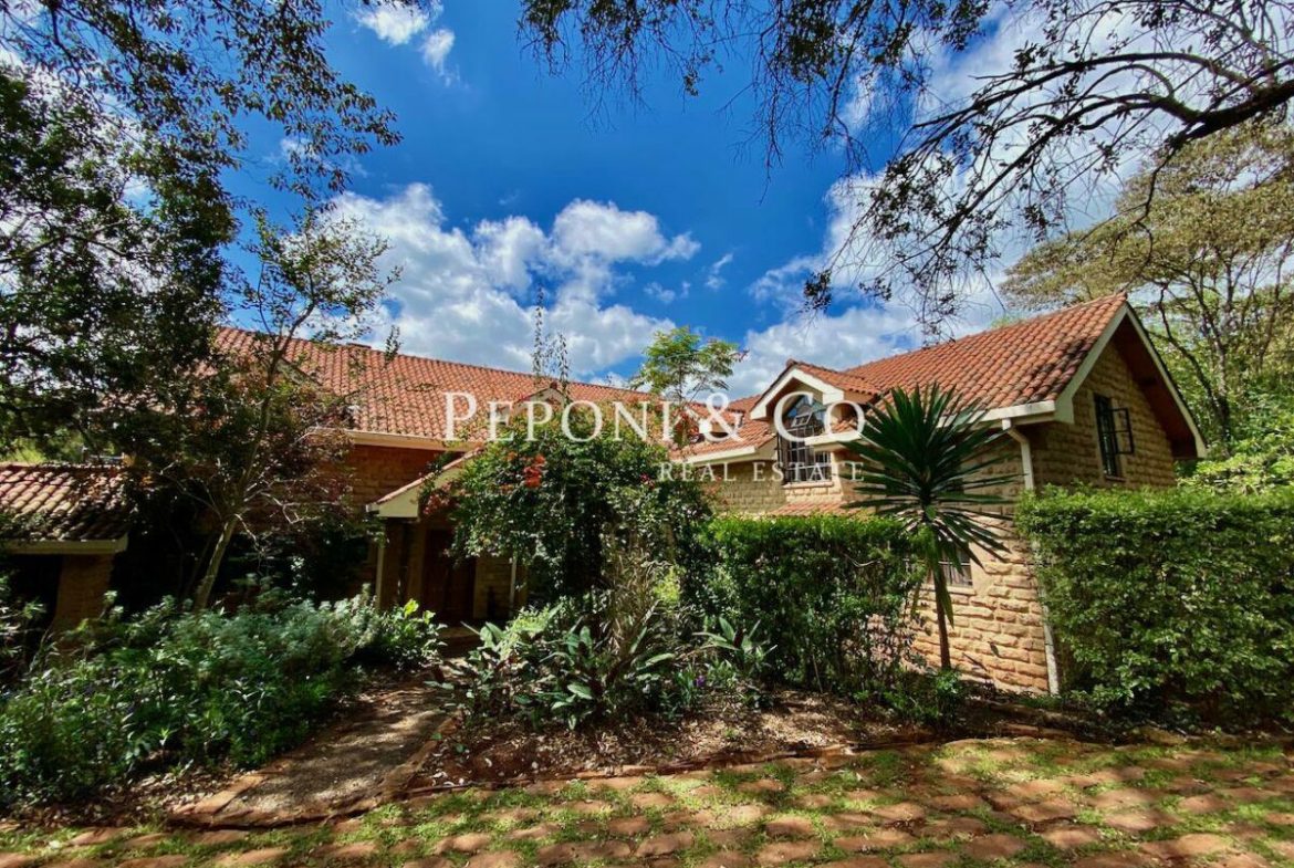 Impeccably Furnished 2 Bedroom