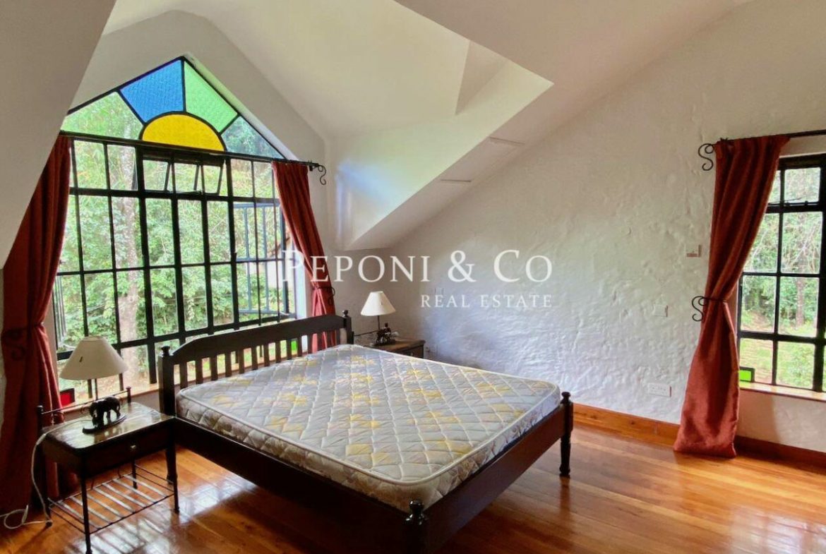 Impeccably Furnished 2 Bedroom