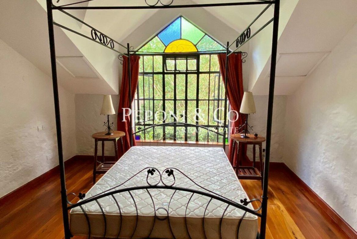 Impeccably Furnished 2 Bedroom