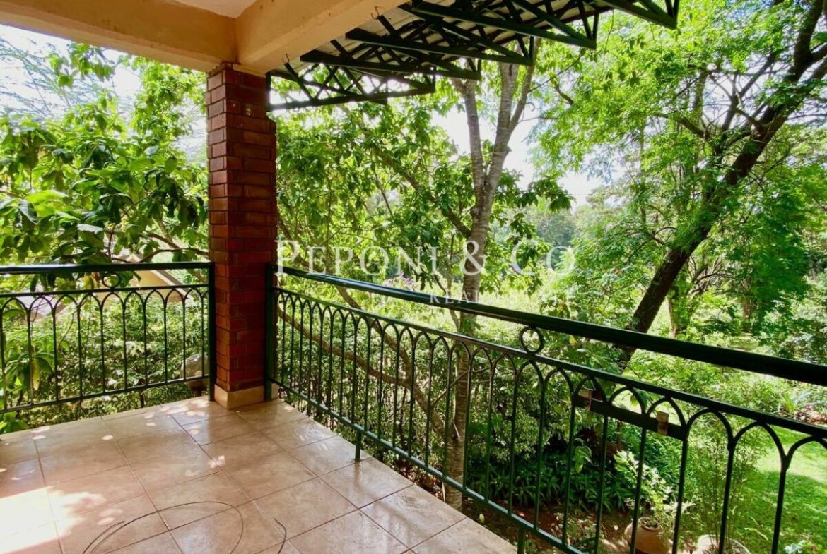 Furnished duplex apartment in Hardy