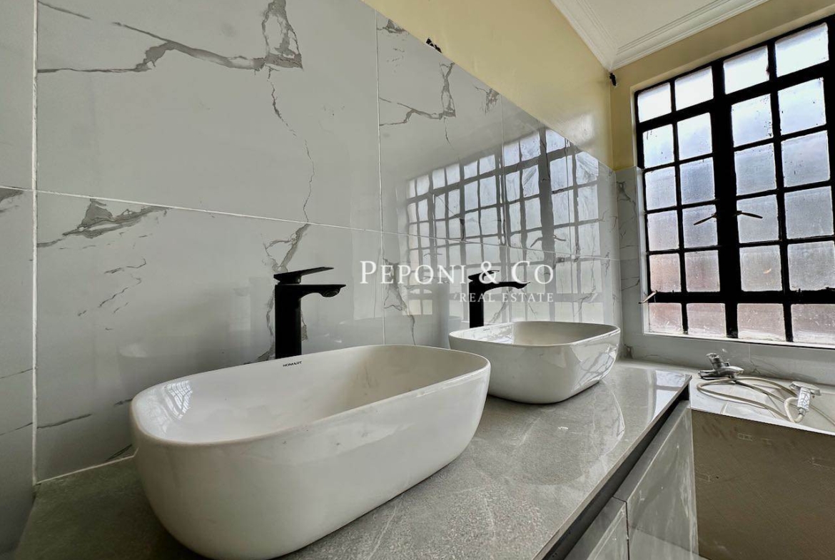 Renovated house in Cobble Gardens