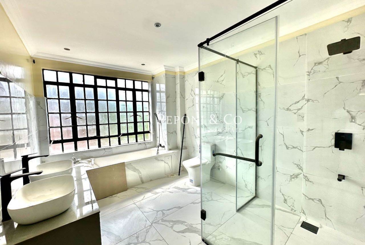Renovated house in Cobble Gardens