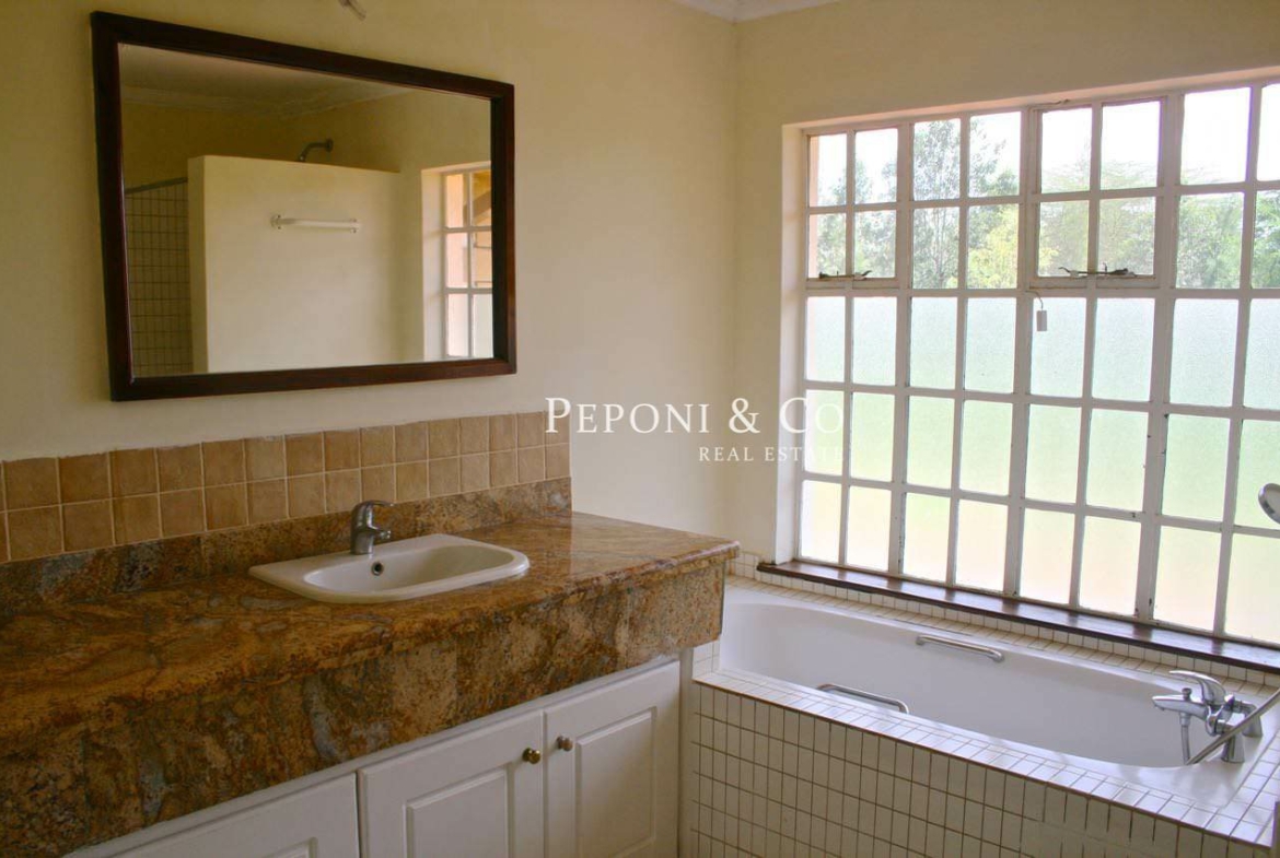 Hardy Manor for sale