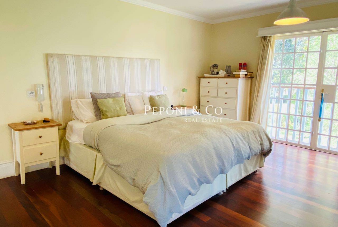 Hardy Manor for sale