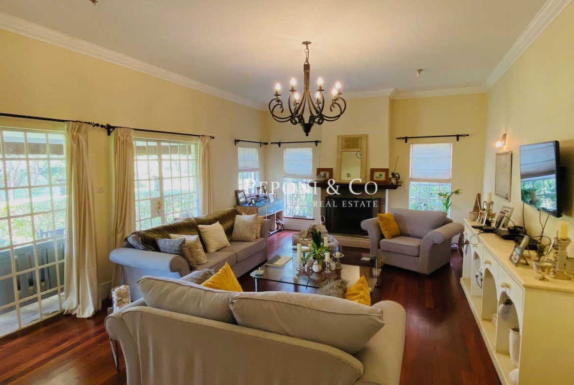 Hardy Manor for sale