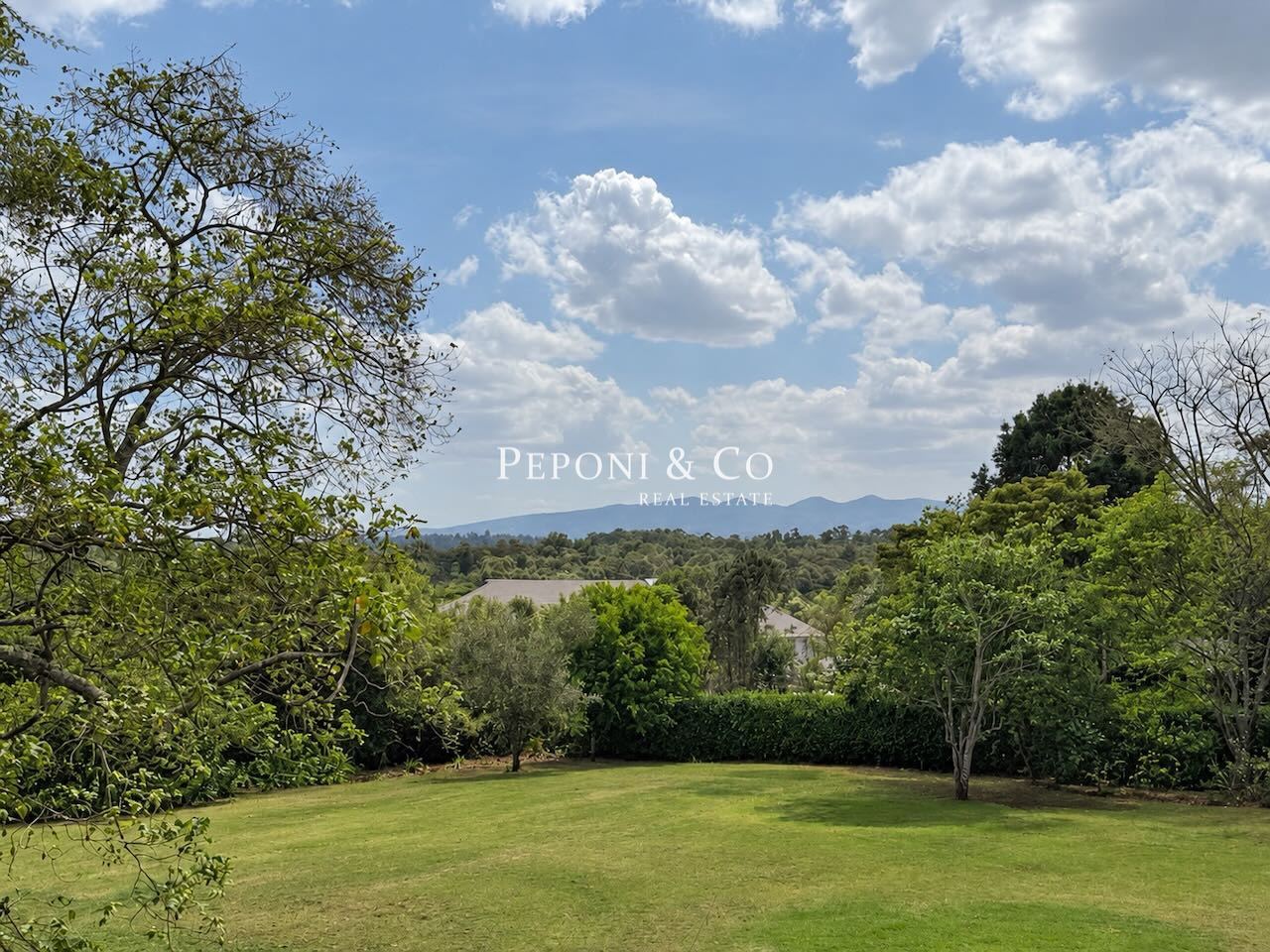 Exclusive residence for sale
