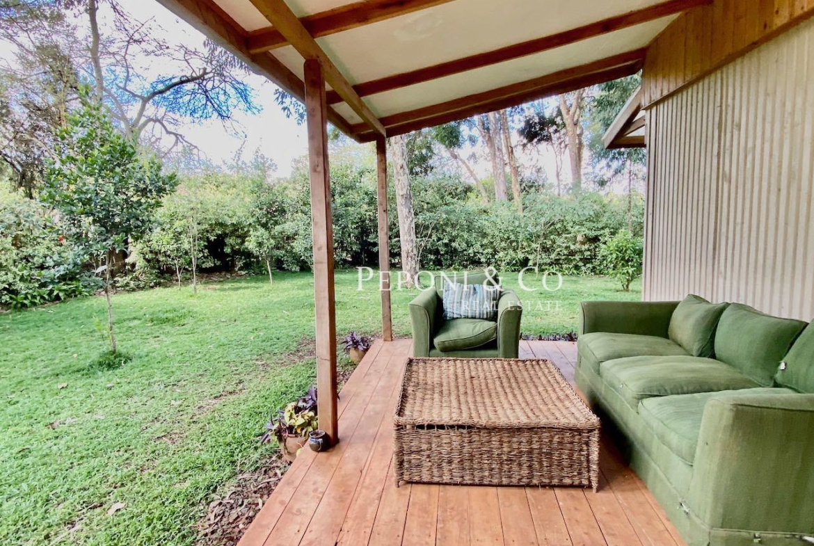 Furnished cottage for lease
