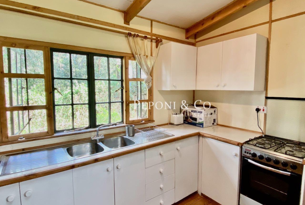 Furnished cottage for lease
