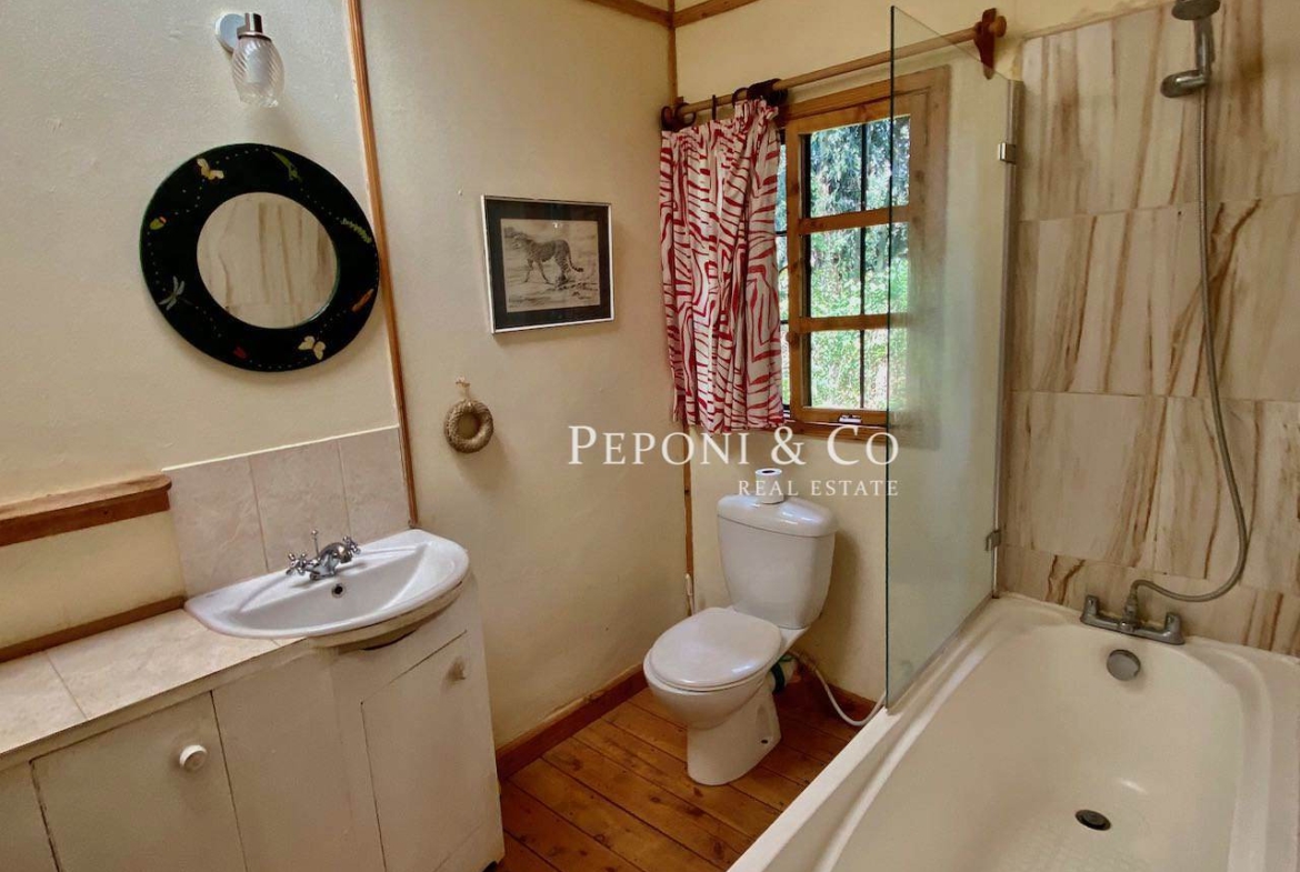 Furnished cottage for lease