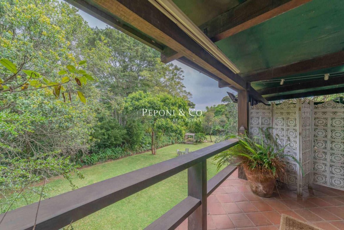 Unique Oloolua Home